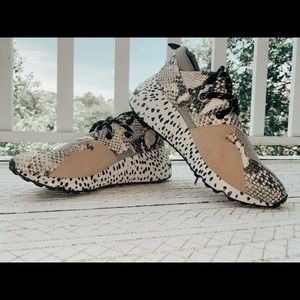 Steve Madden Sneakers